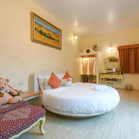 Swiss Valley Hip Resort Suan Phueng Room photo