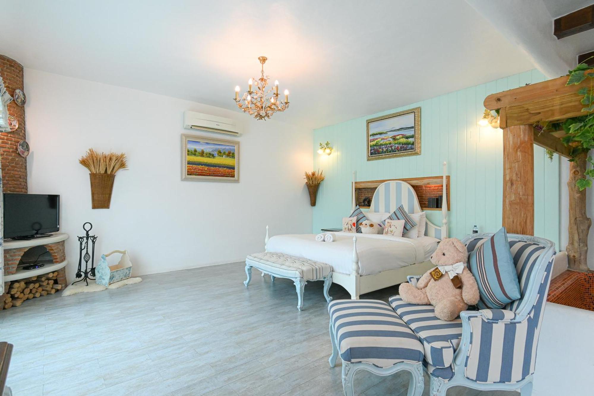 Swiss Valley Hip Resort Suan Phueng Room photo