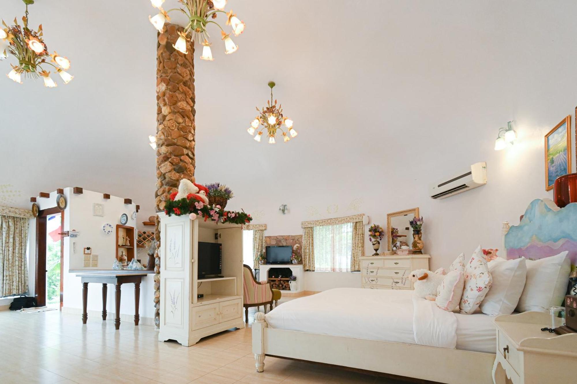 Swiss Valley Hip Resort Suan Phueng Room photo