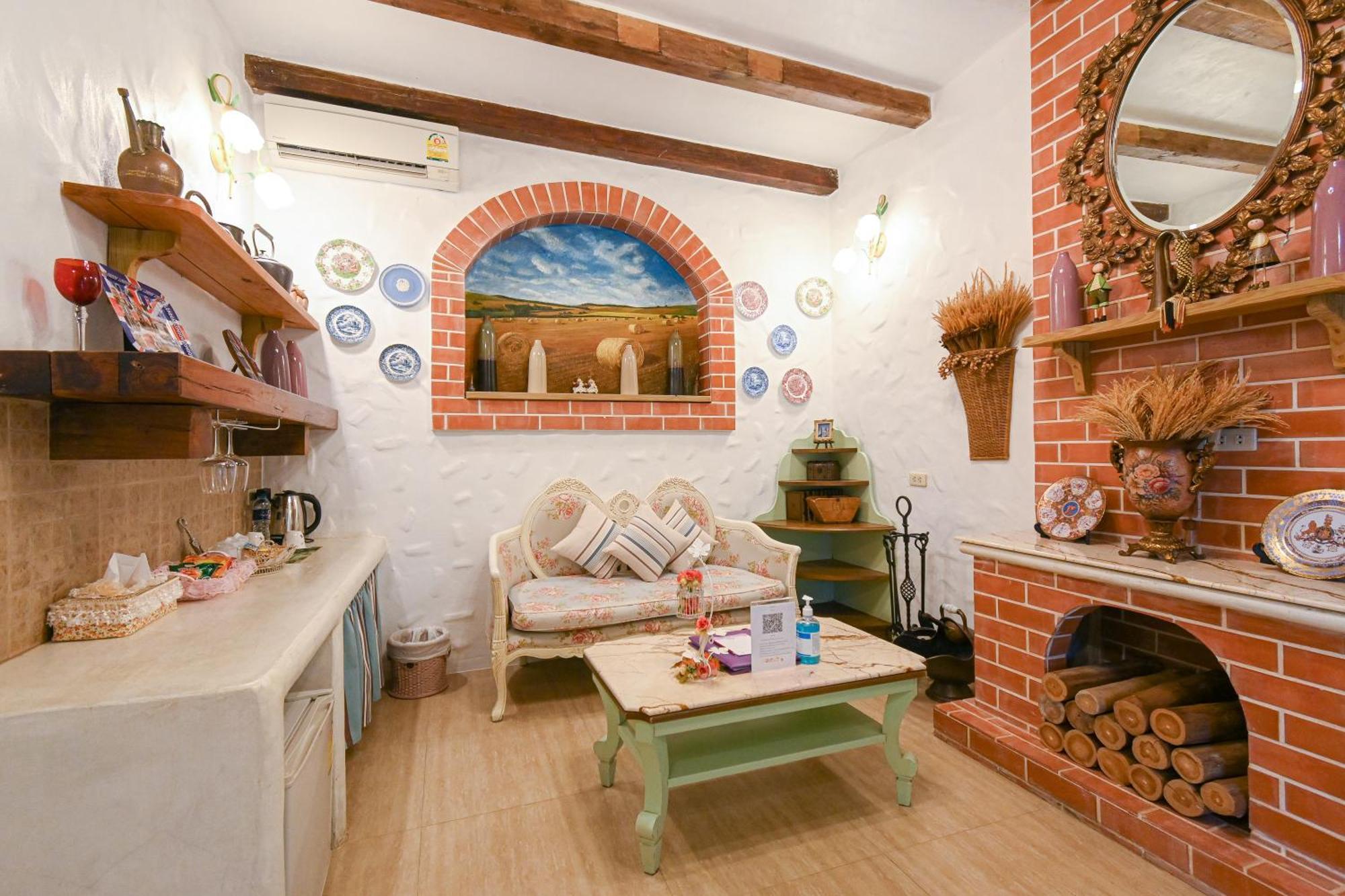 Swiss Valley Hip Resort Suan Phueng Room photo