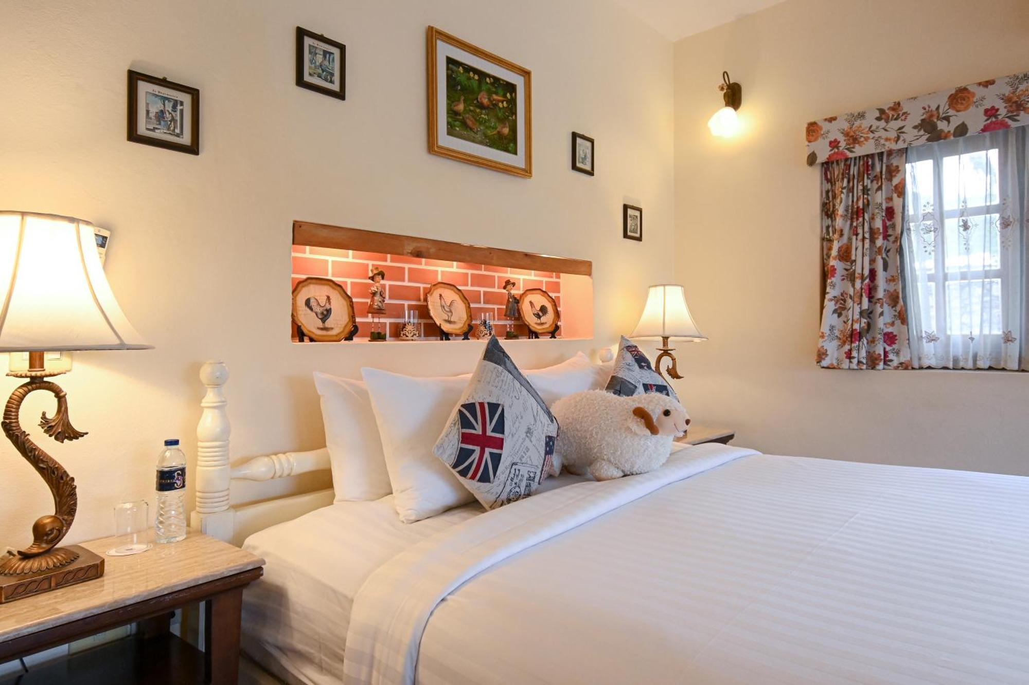 Swiss Valley Hip Resort Suan Phueng Room photo