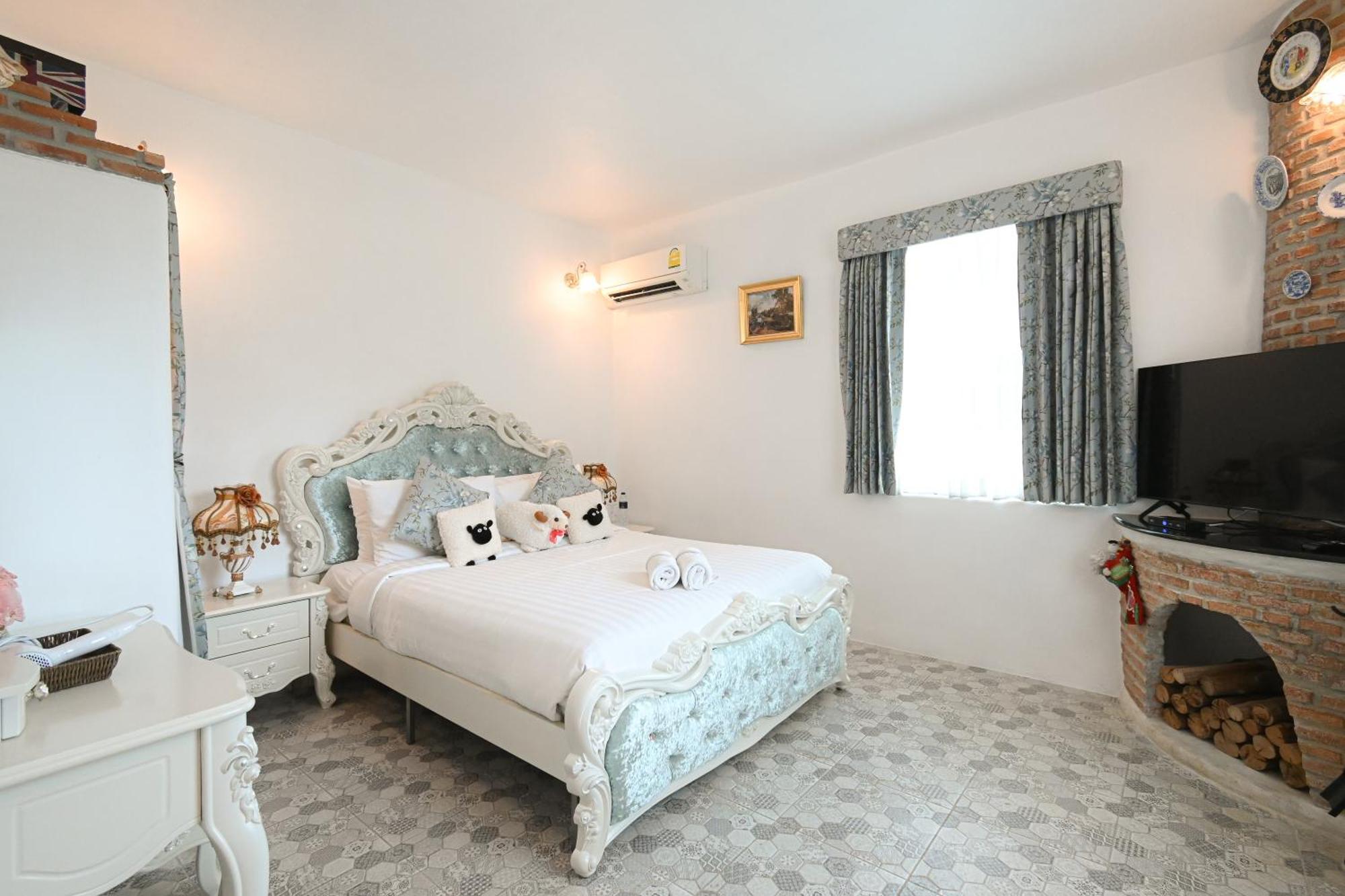Swiss Valley Hip Resort Suan Phueng Room photo